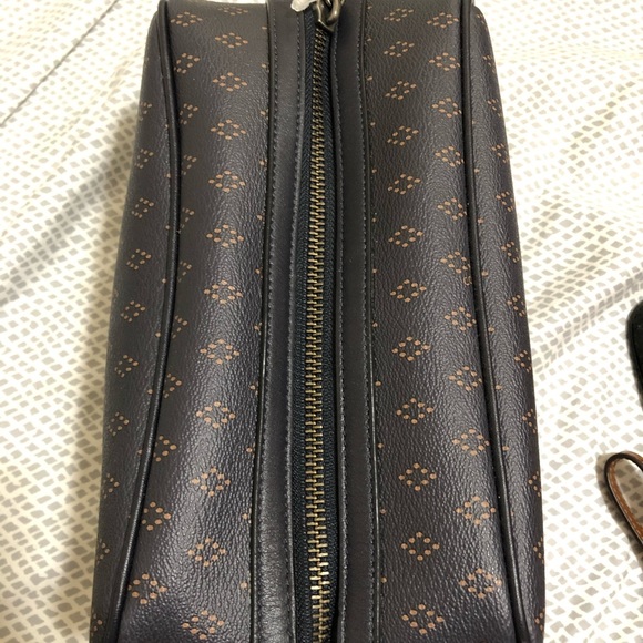 Coach Cosmetics Bag - Picture 1 of 3